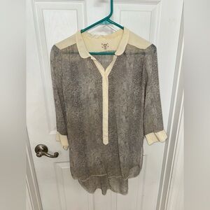 Aritzia Wilfred Sheer Blouse in Cream and Gray